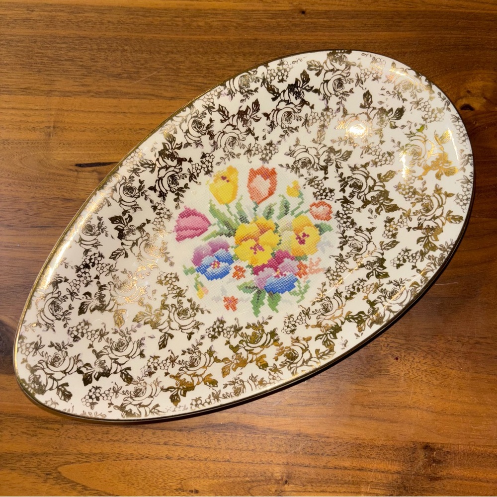 H&K Tunstall 1940s oval china serving platter in Old English Sampler
